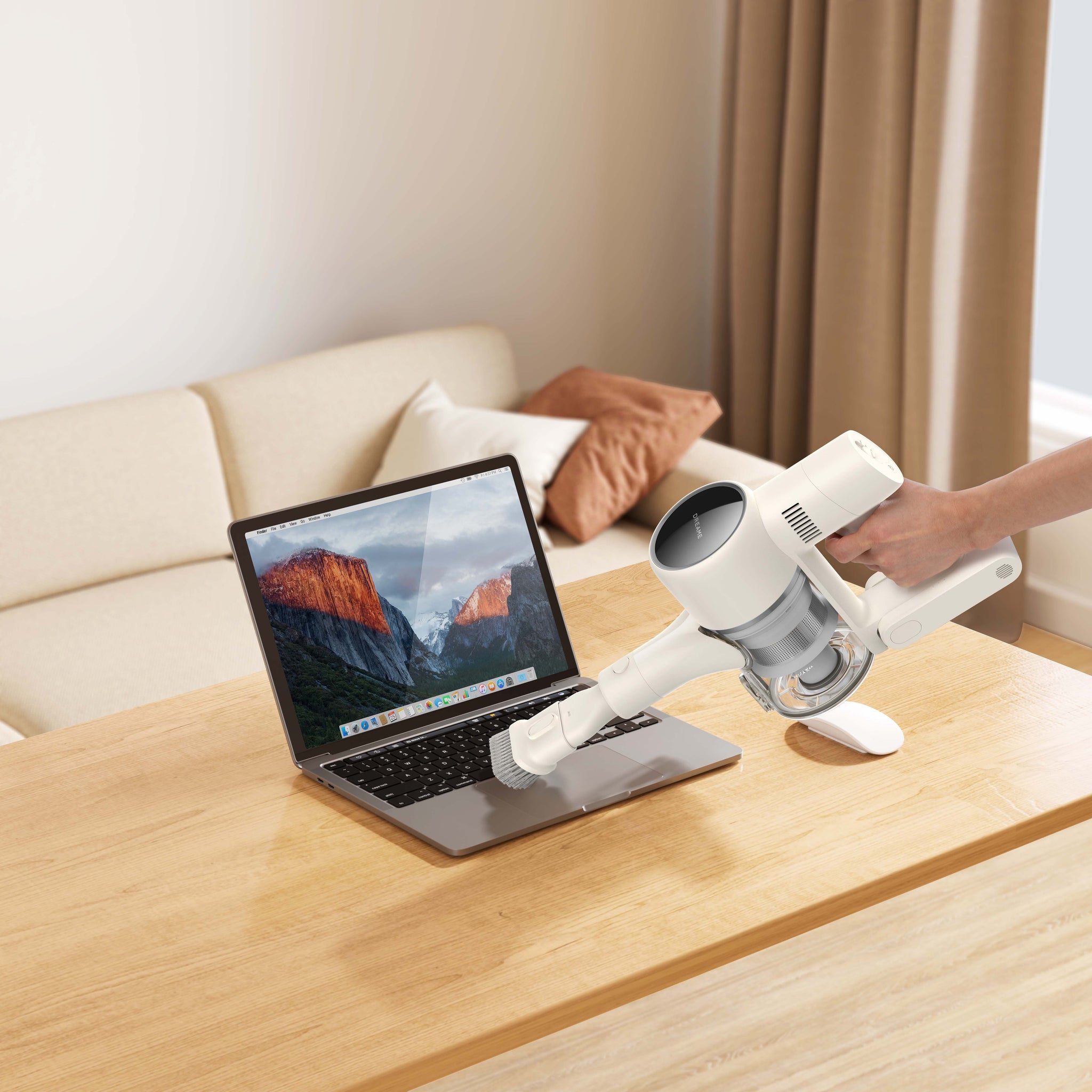 How to Choose a Handheld Vacuum [2025 Guide]