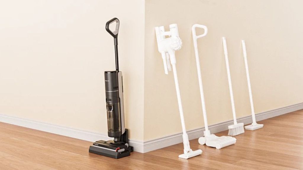 How to Dispose of a Vacuum Cleaner (2025 Guide for Homes)