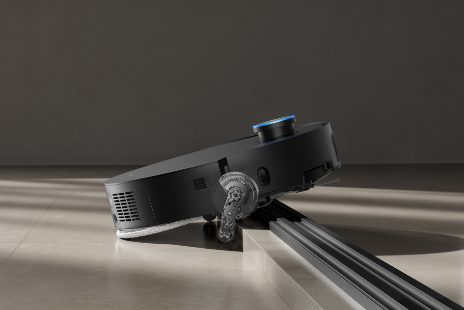 Why Smart Robot Vacuums Still Get Stuck (And How Hardware is Fixing It)