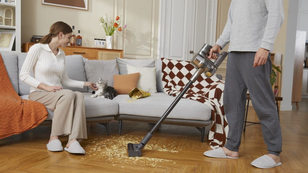 The Ultimate Stick Vacuum Guide: How to Choose the Best Model for You [2025]