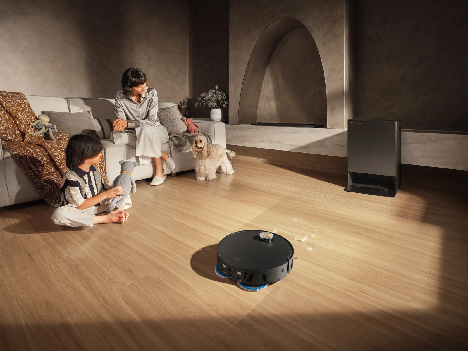Self-emptying dock that washes and dries robot vacuum mops