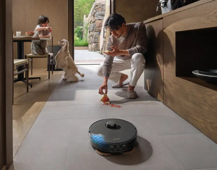 Kitchen：104°F (40°C) water* combines our abrasive nylon pads to effortlessly scrub away tough grease yet protect your floors.